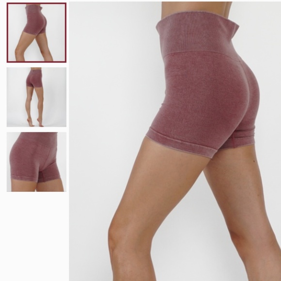 Faded Shorts With Wide Elastic waistband - Picture 1 of 1